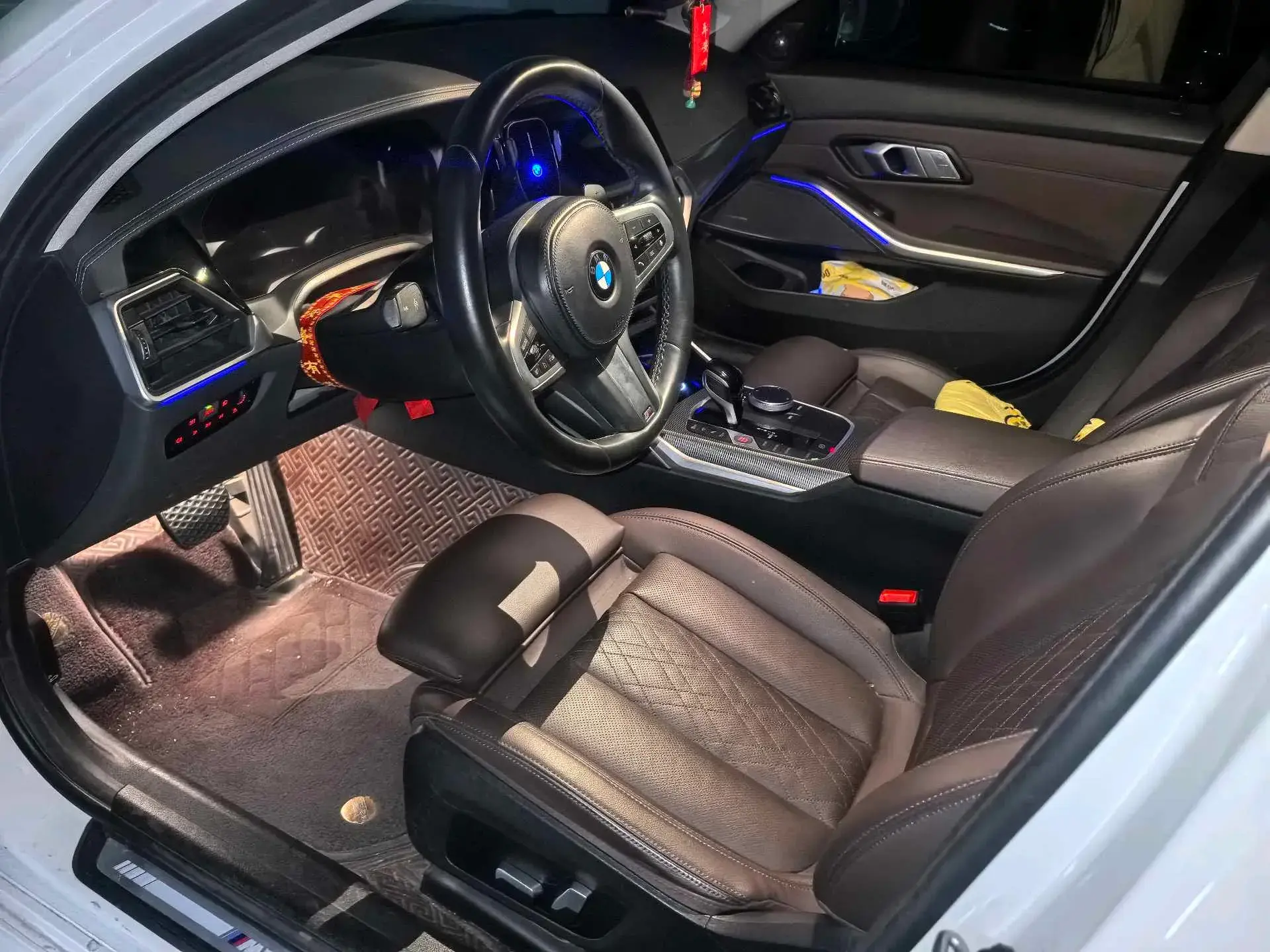 2022 BMW 3 thumbnail 2