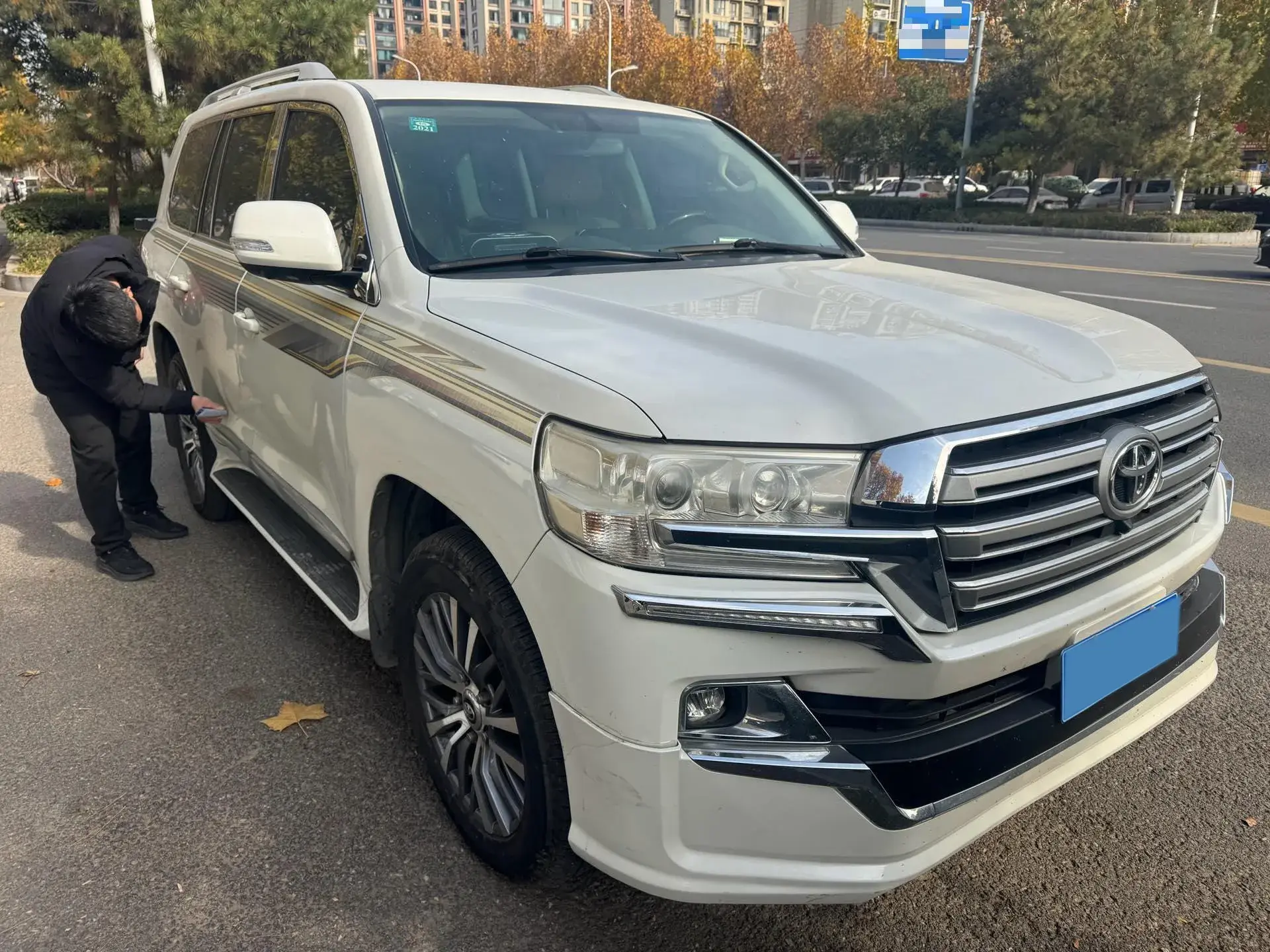 2019 CHEVROLET TRAX thumbnail 2