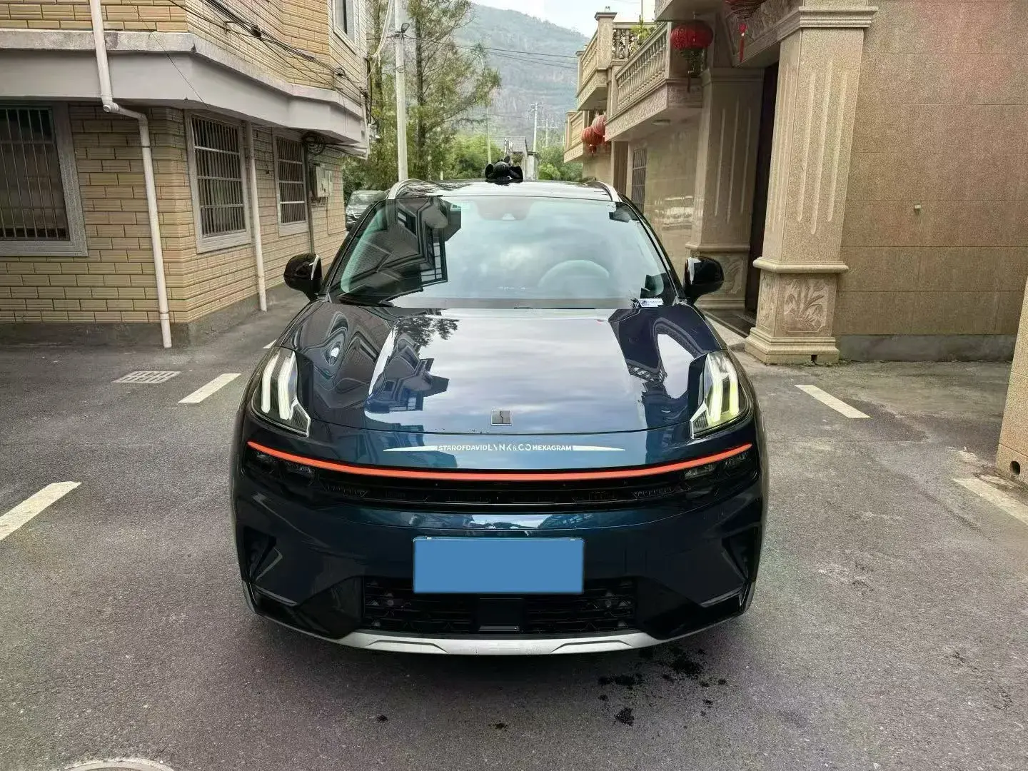 2020 LYNK&CO 06 thumbnail 3