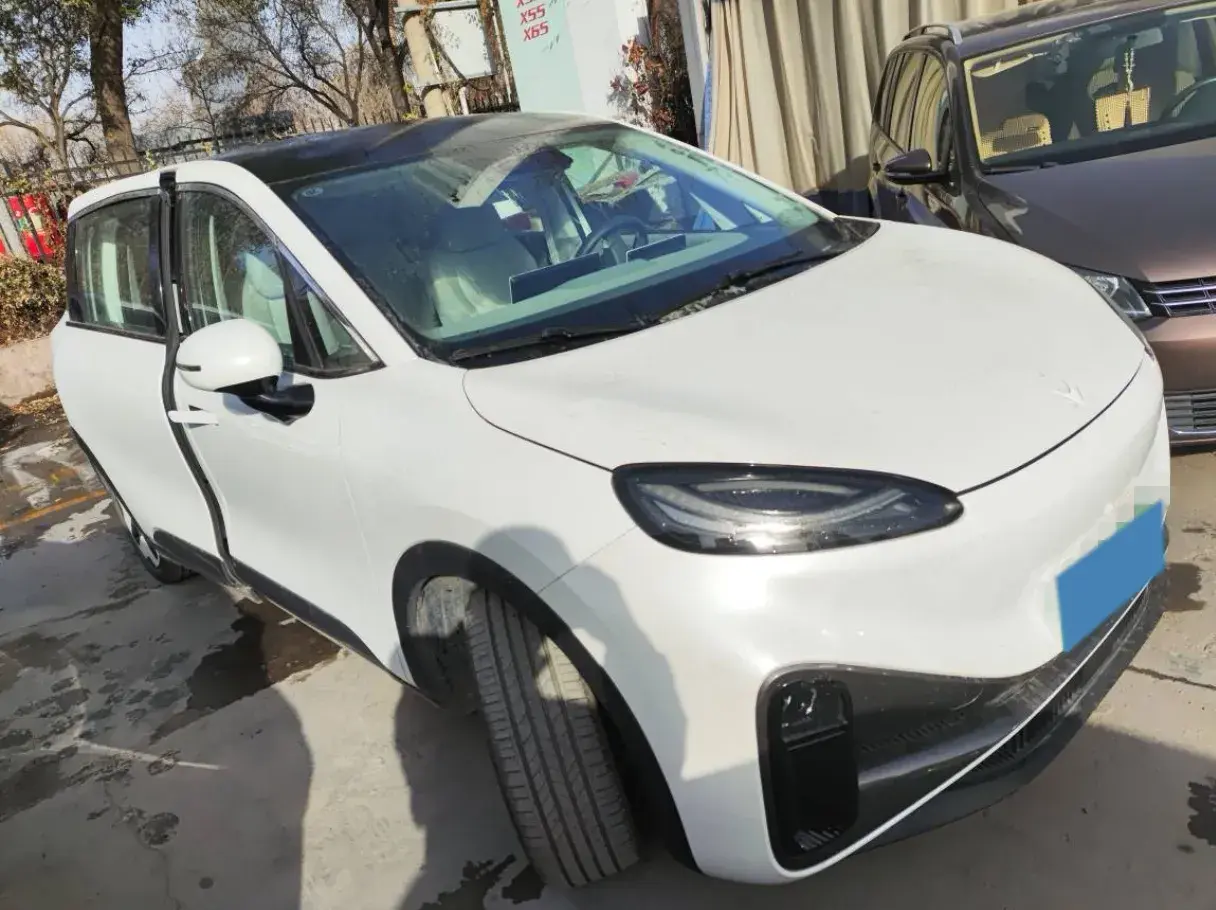 2024 ARCFOX KAOLA thumbnail 2