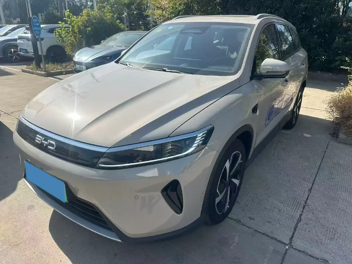 2025 BYD Sea Lion 05 DM-i 1.5L 101HP L4 E-CVT PHEV 18.3KWH