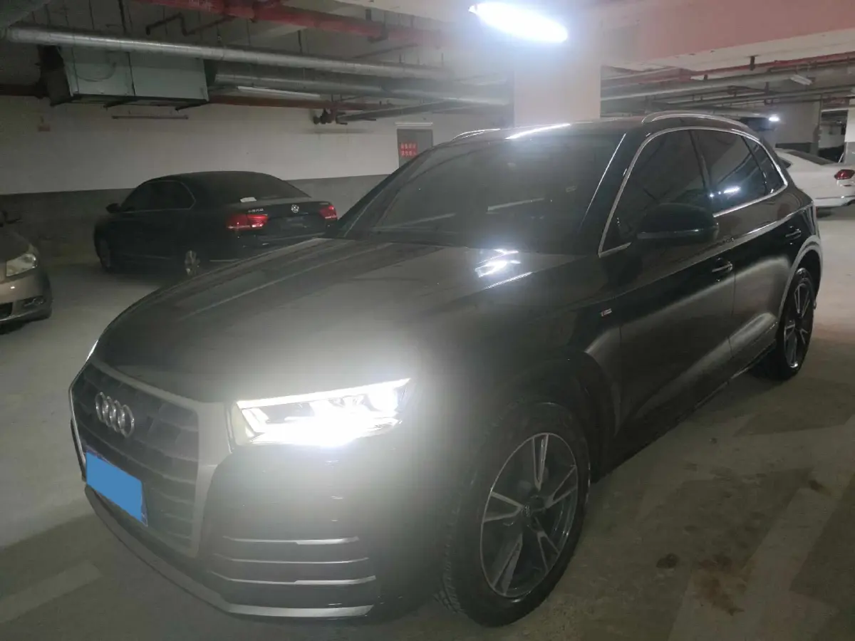 2020 Audi Q5L 2.0T 190HP L4 7DCT