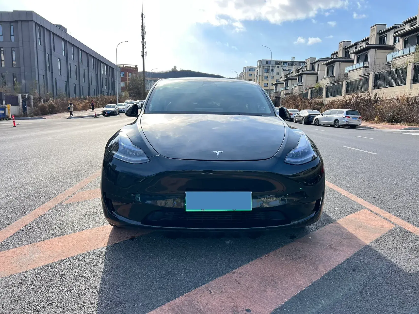 2022 TESLA MODEL thumbnail 2