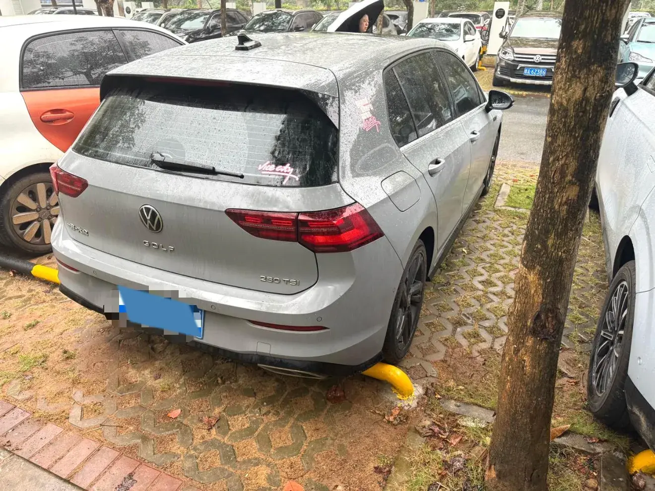 2021 VOLKSWAGEN GOLF thumbnail 4