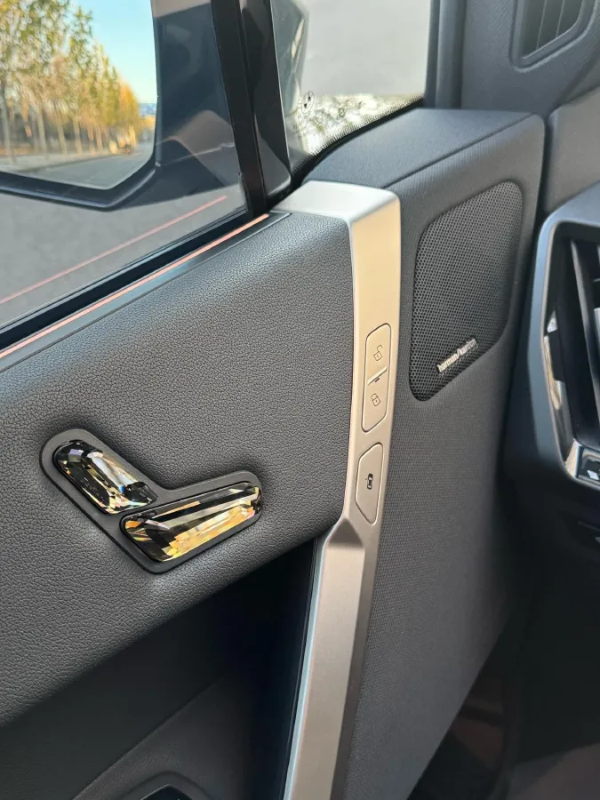 2022 BMW iX BEV 76.6KWH,autocango,china used car exporter,china ev exporter,chinese used car exporter,chinese used ev exporter