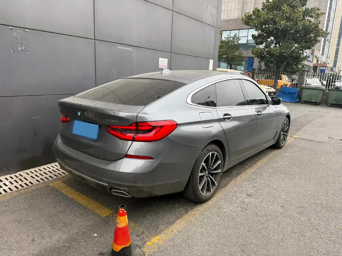 2021 BMW 6 Series GT 2.0T 258HP L4 8AT,autocango,china used car exporter,china ev exporter,chinese used car exporter,chinese used ev exporter