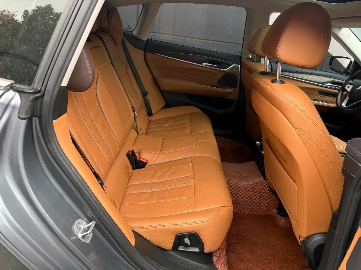 2021 BMW 6 Series GT 2.0T 258HP L4 8AT,autocango,china used car exporter,china ev exporter,chinese used car exporter,chinese used ev exporter