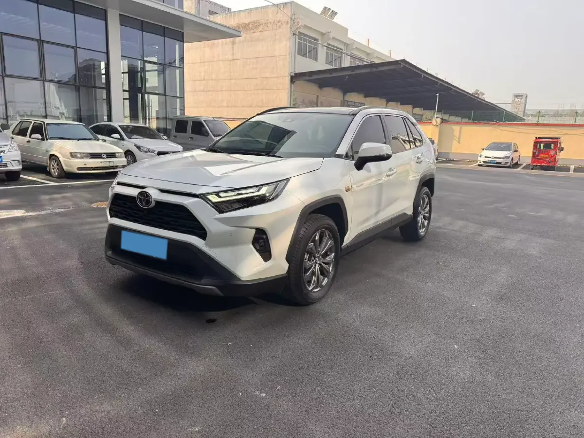 2023 Toyota RAV4 2.0L 171HP L4 CVT