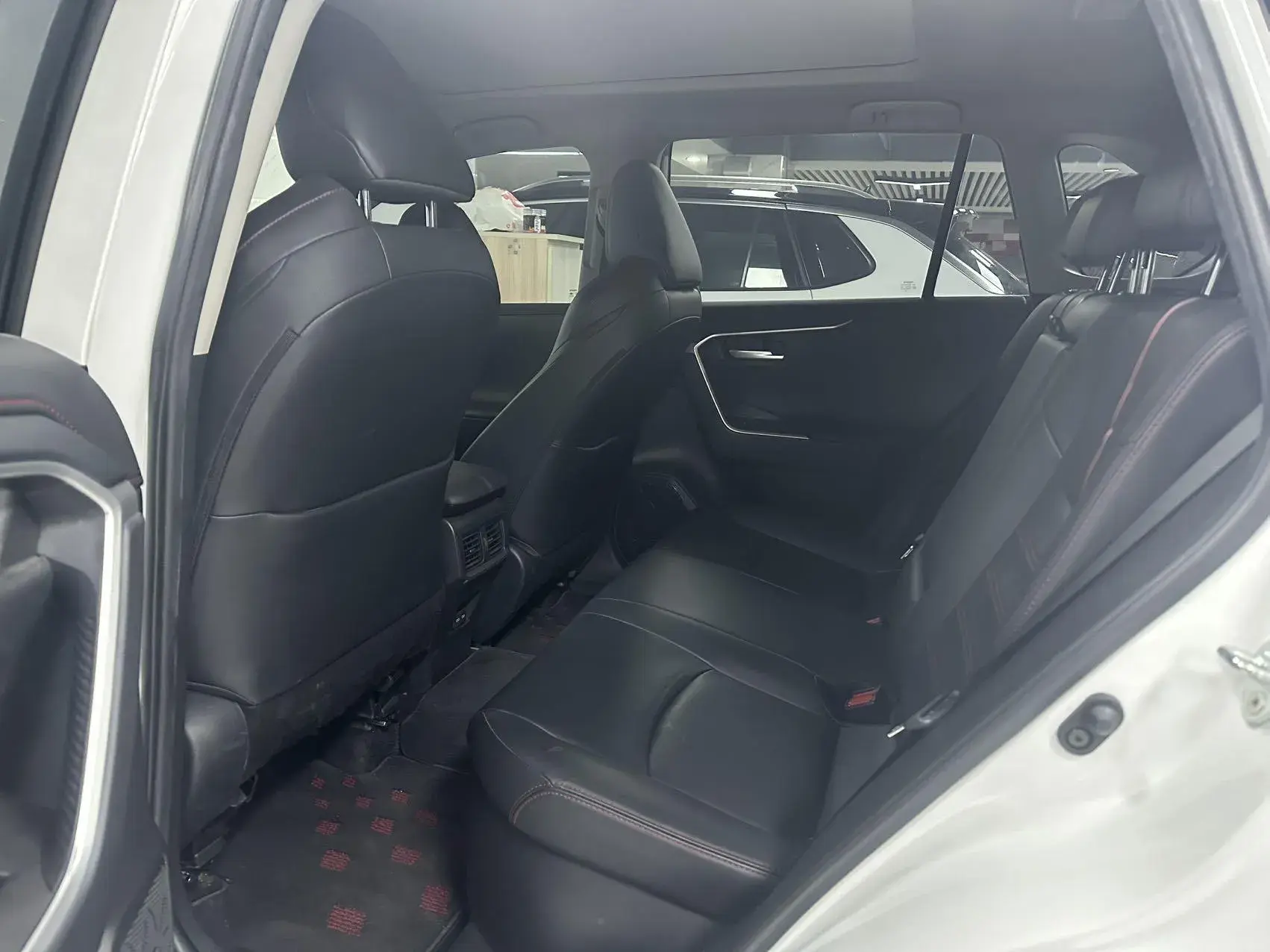 2023 TOYOTA WILDLANDER thumbnail 4