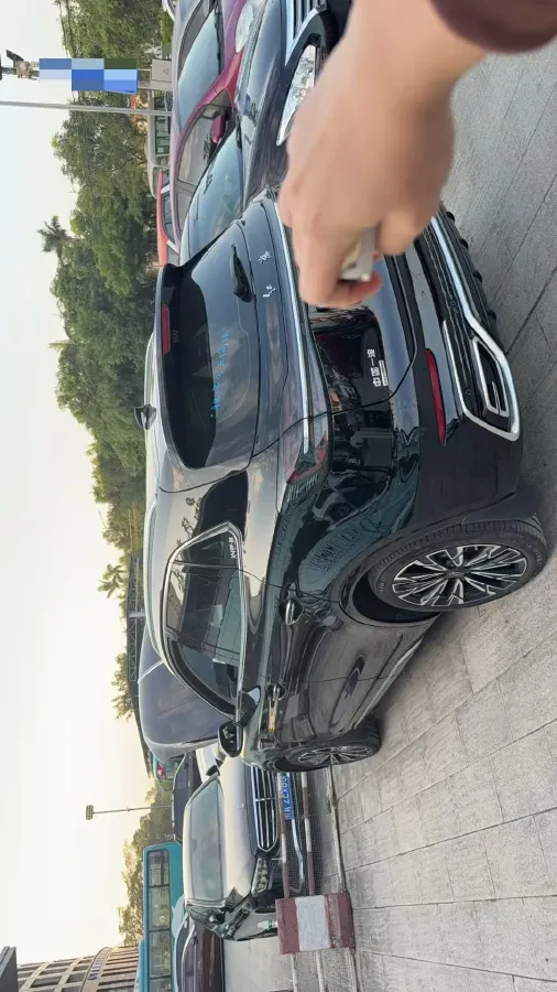 2023 HongQi HS5 2.0T 252HP L4 8AT,autocango,china used car exporter,china ev exporter,chinese used car exporter,chinese used ev exporter