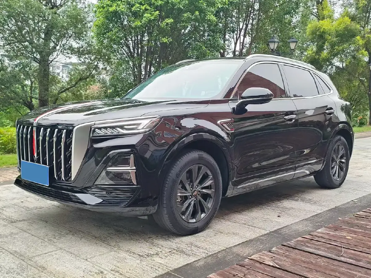 2023 HongQi HS5 2.0T 252HP L4 8AT