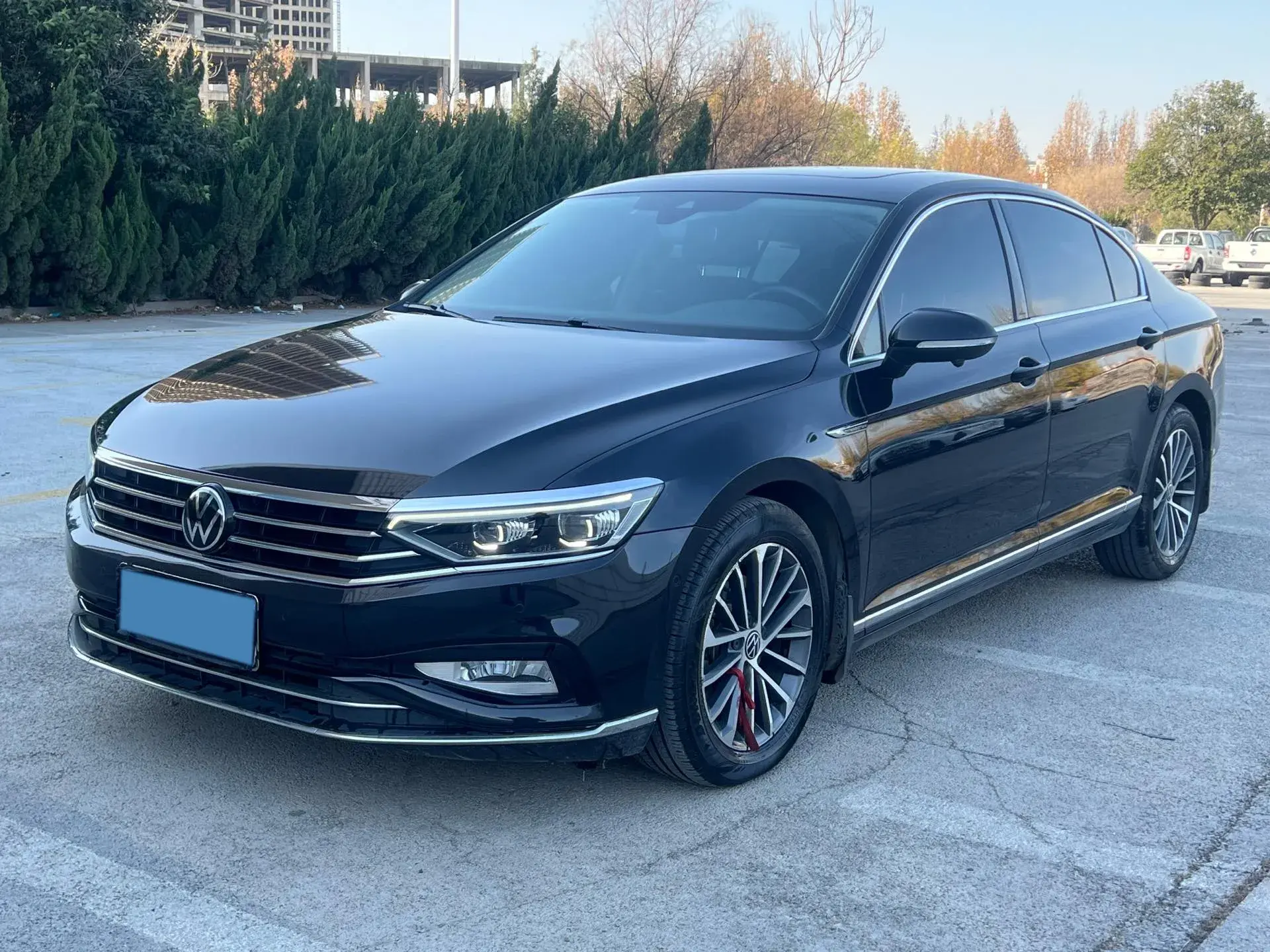 2020 VOLKSWAGEN MAGOTAN view 1