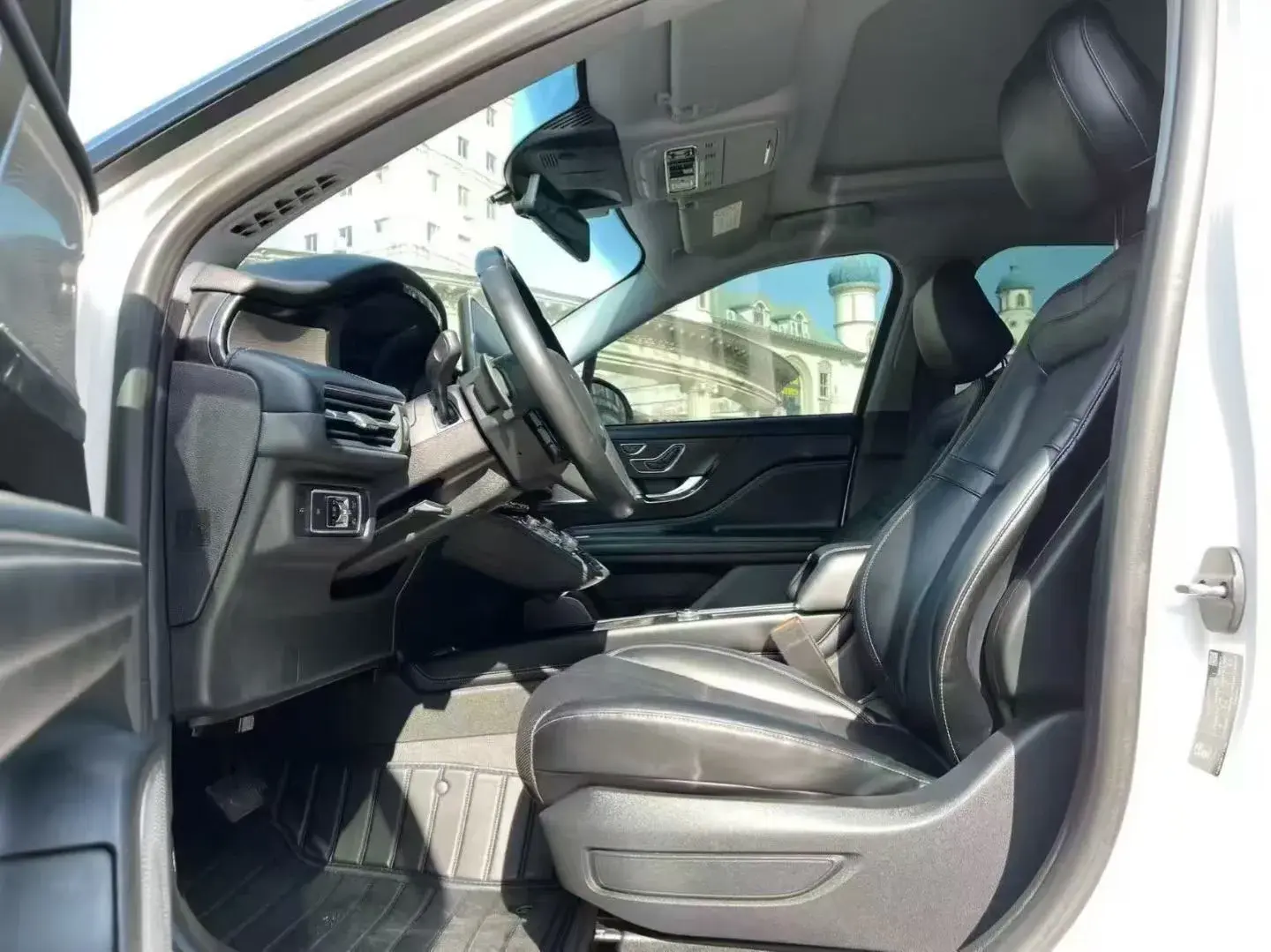 2022 LINCOLN CORSAIR thumbnail 3