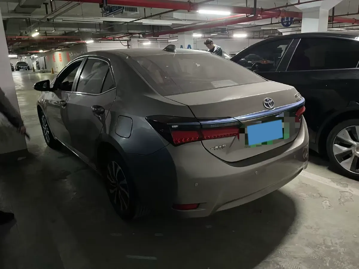 2020 Toyota Corolla Hybird E+ 1.8L 99HP L4 E-CVT PHEV 10.5KWH,autocango,china used car exporter,china ev exporter,chinese used car exporter,chinese used ev exporter