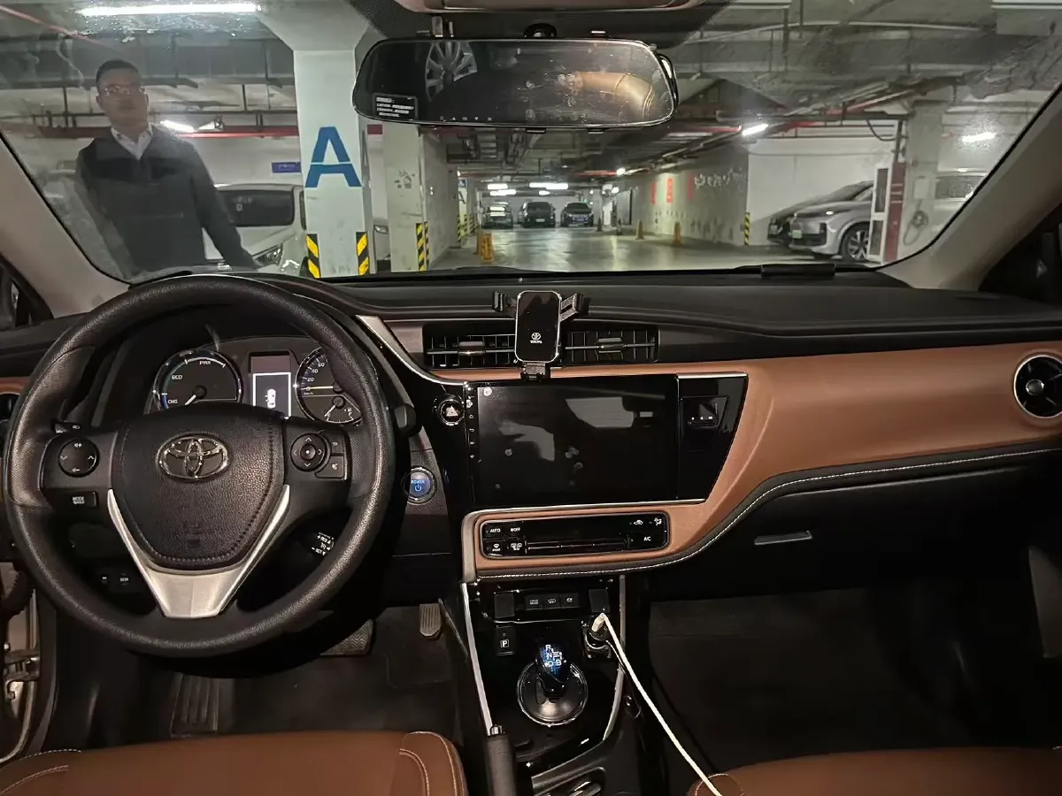 2020 Toyota Corolla Hybird E+ 1.8L 99HP L4 E-CVT PHEV 10.5KWH,autocango,china used car exporter,china ev exporter,chinese used car exporter,chinese used ev exporter