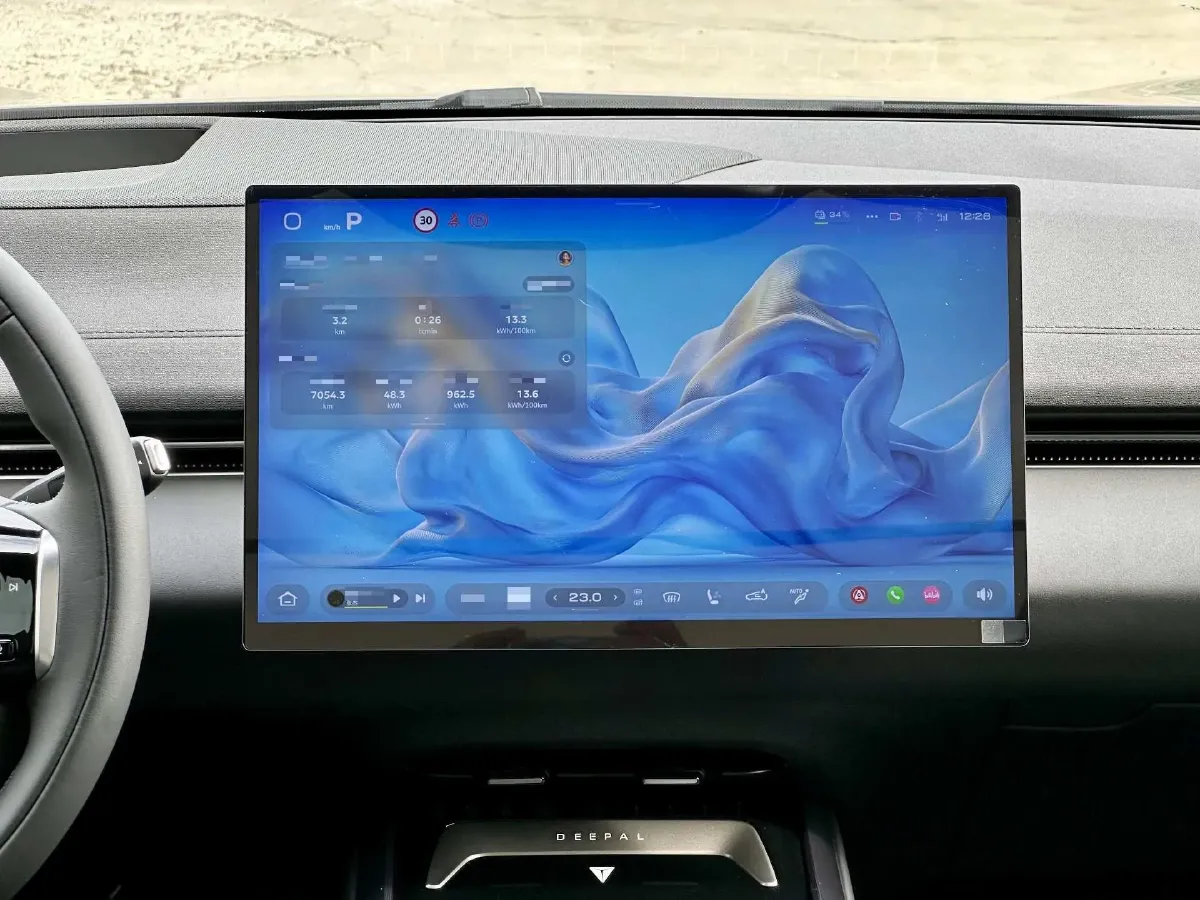 2026 Deepal L07 BEV,autocango,china used car exporter,china ev exporter,chinese used car exporter,chinese used ev exporter