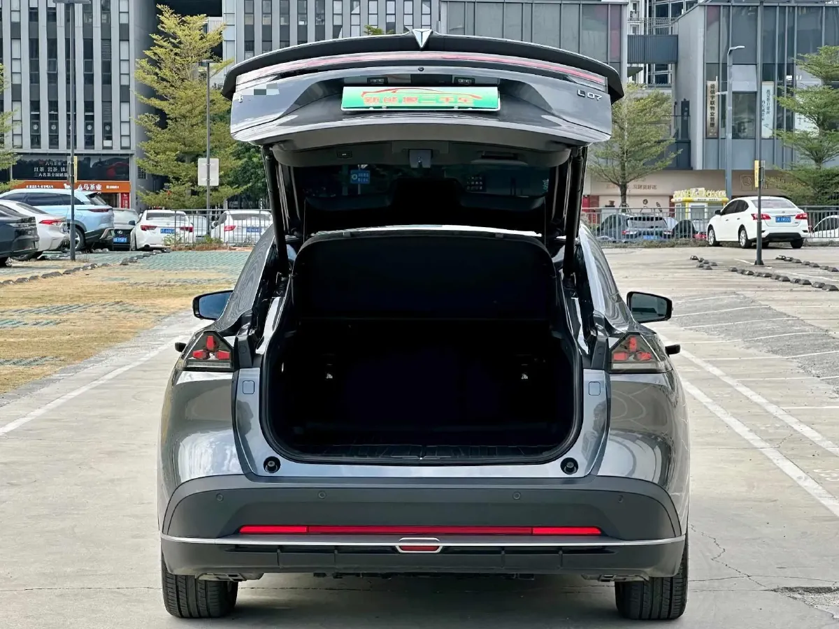 2026 Deepal L07 BEV,autocango,china used car exporter,china ev exporter,chinese used car exporter,chinese used ev exporter