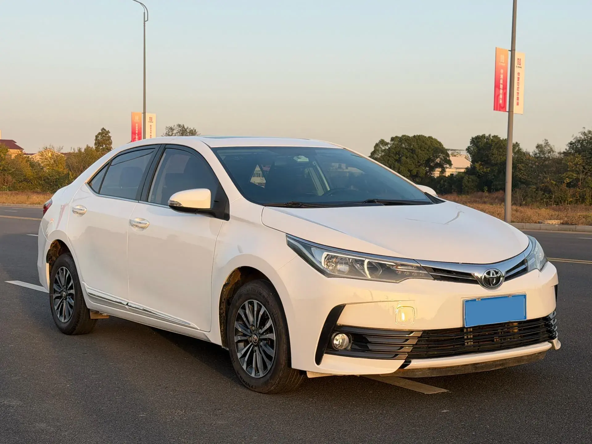 2018 CITROEN C4 thumbnail 3