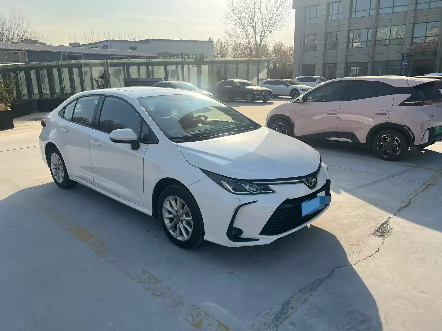 2021 TOYOTA COROLLA thumbnail 2