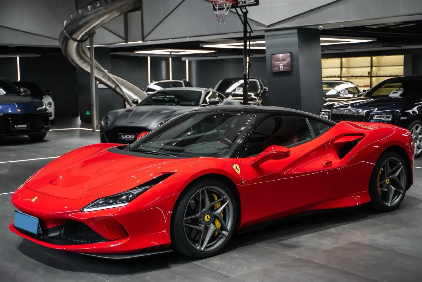 2019 Aston Martin DB11 5.2T 639HP V12 8AT