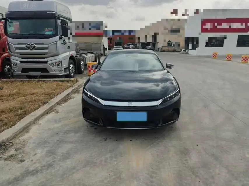 2025 BYD HAN thumbnail 2