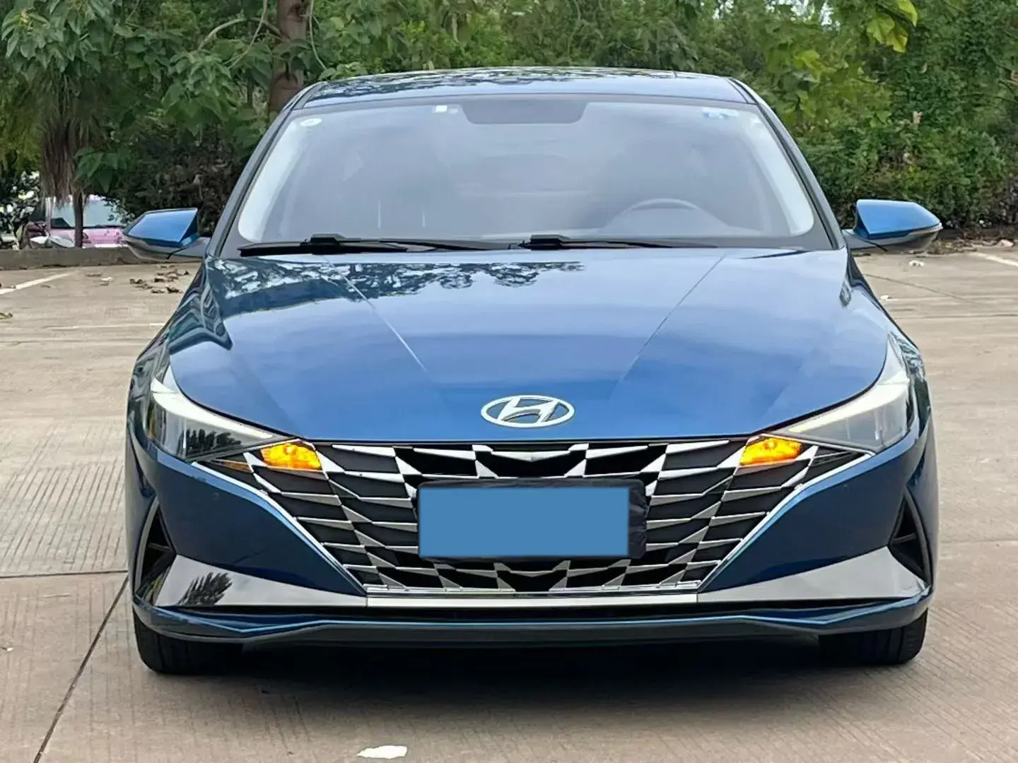 2022 HYUNDAI ELANTRA thumbnail 2