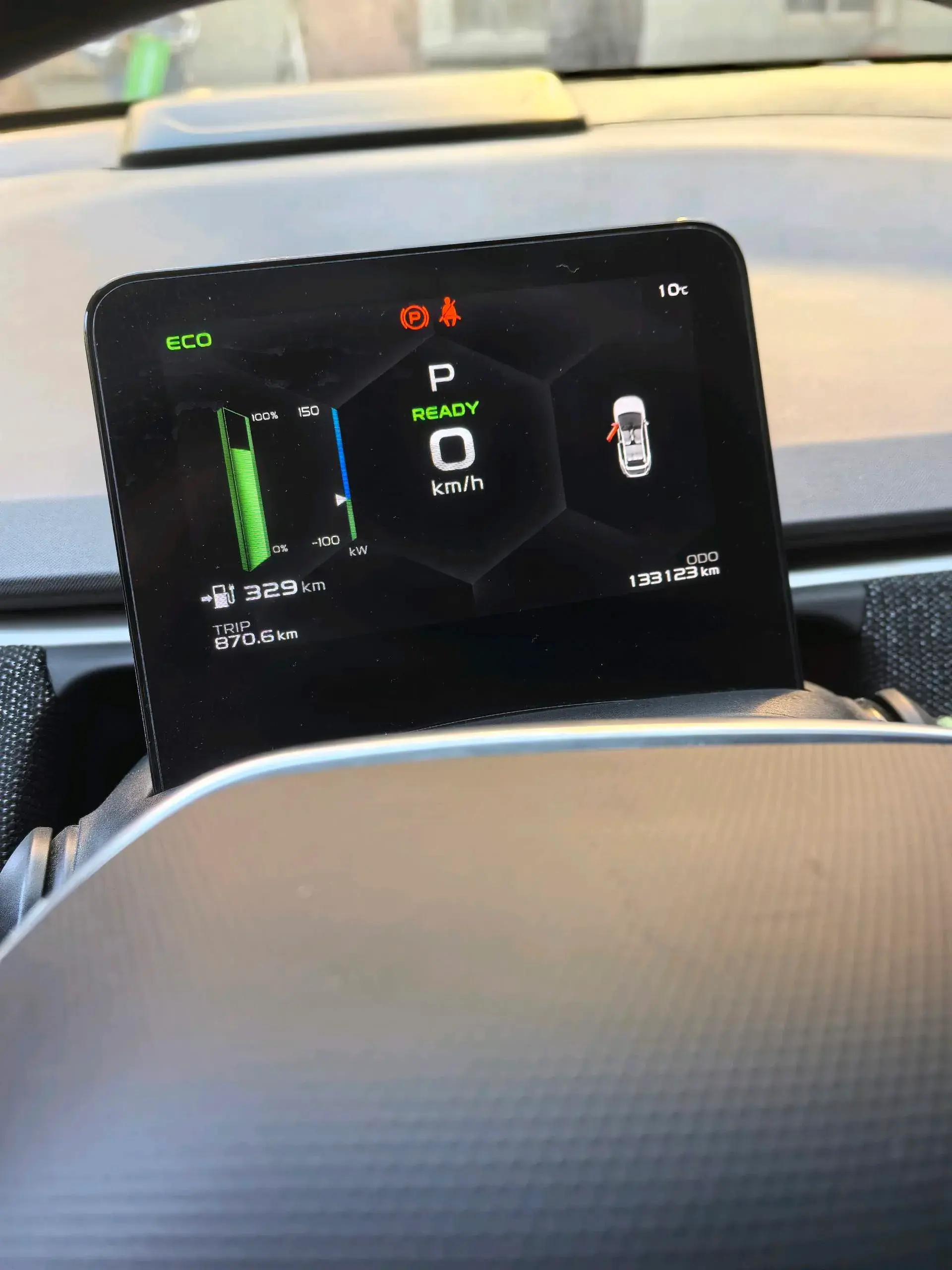 2022 GEOMETRY C thumbnail 3