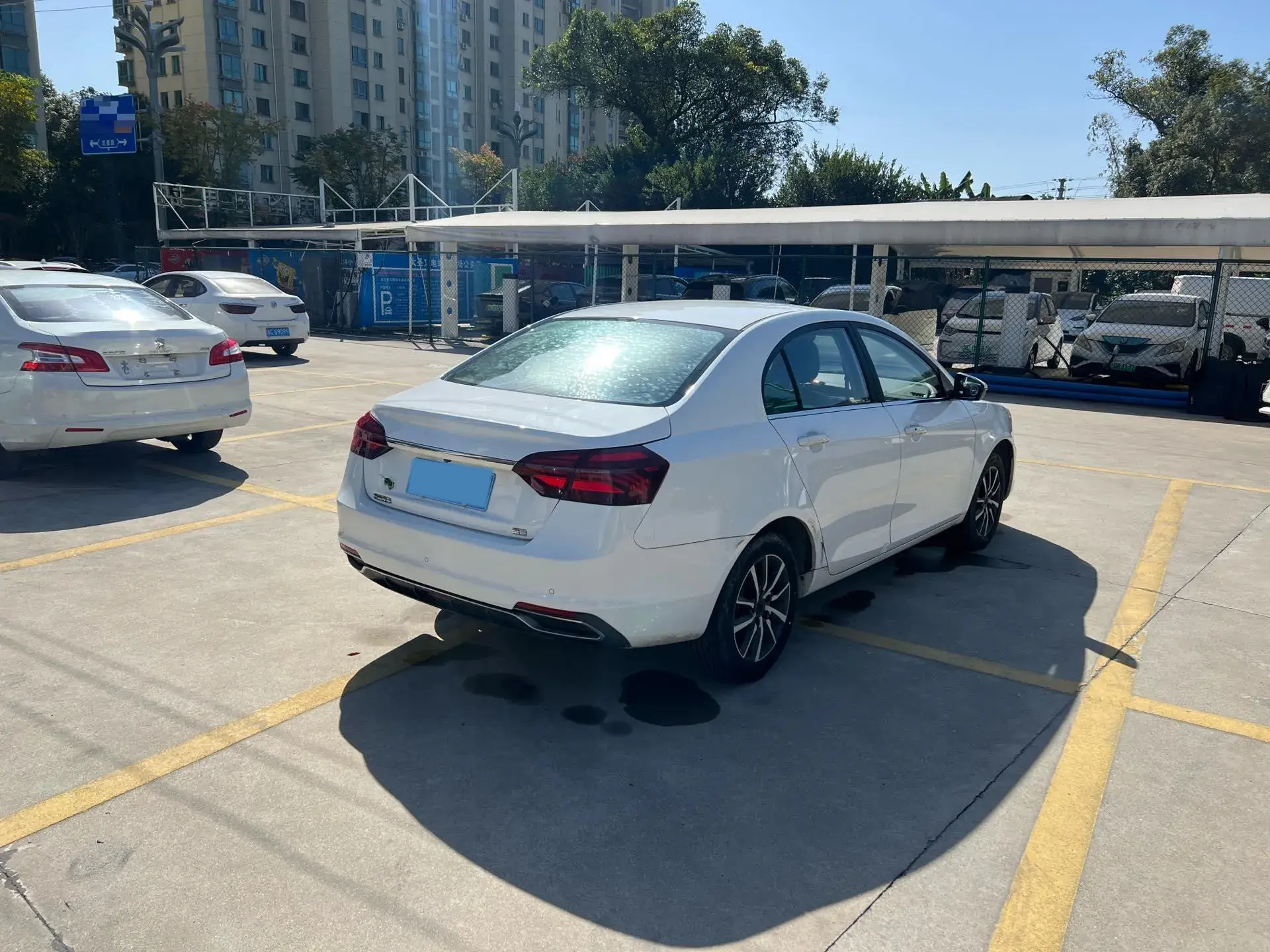 2019 GEELY EMGRAND thumbnail 2