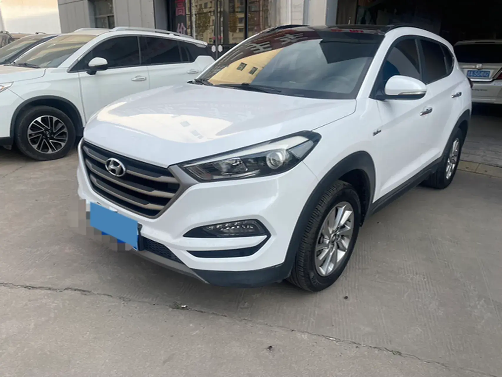 2018 HYUNDAI TUCSON view 1