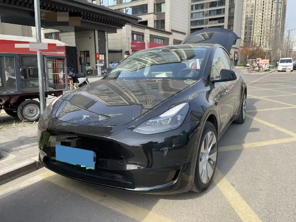 2022 Tesla Model Y BEV 60KWH