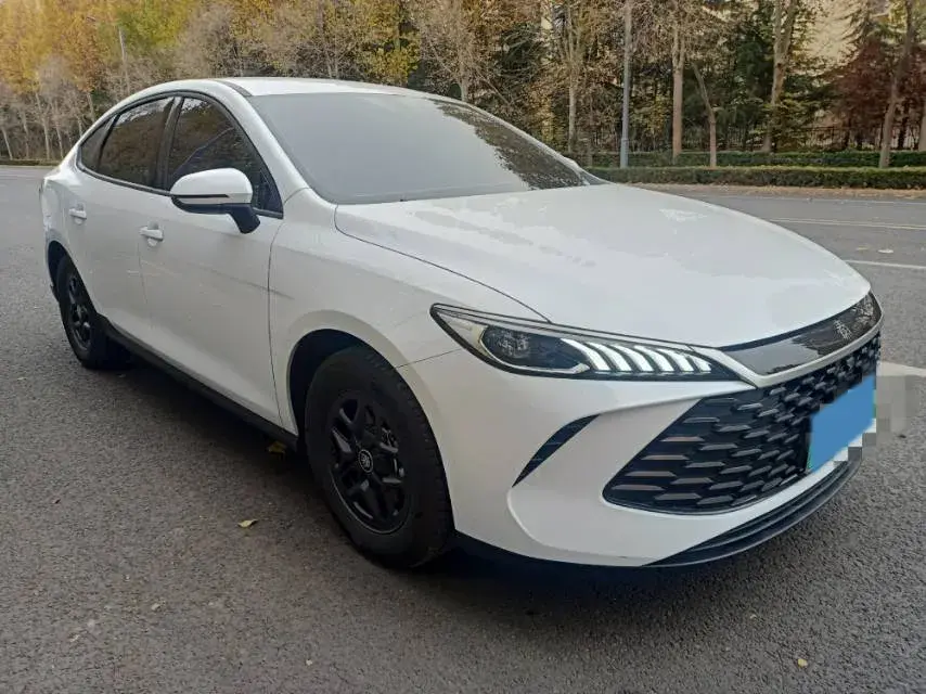 2025 BYD QIN thumbnail 3