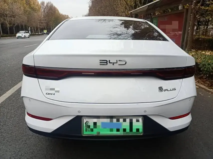 2025 BYD QIN thumbnail 4