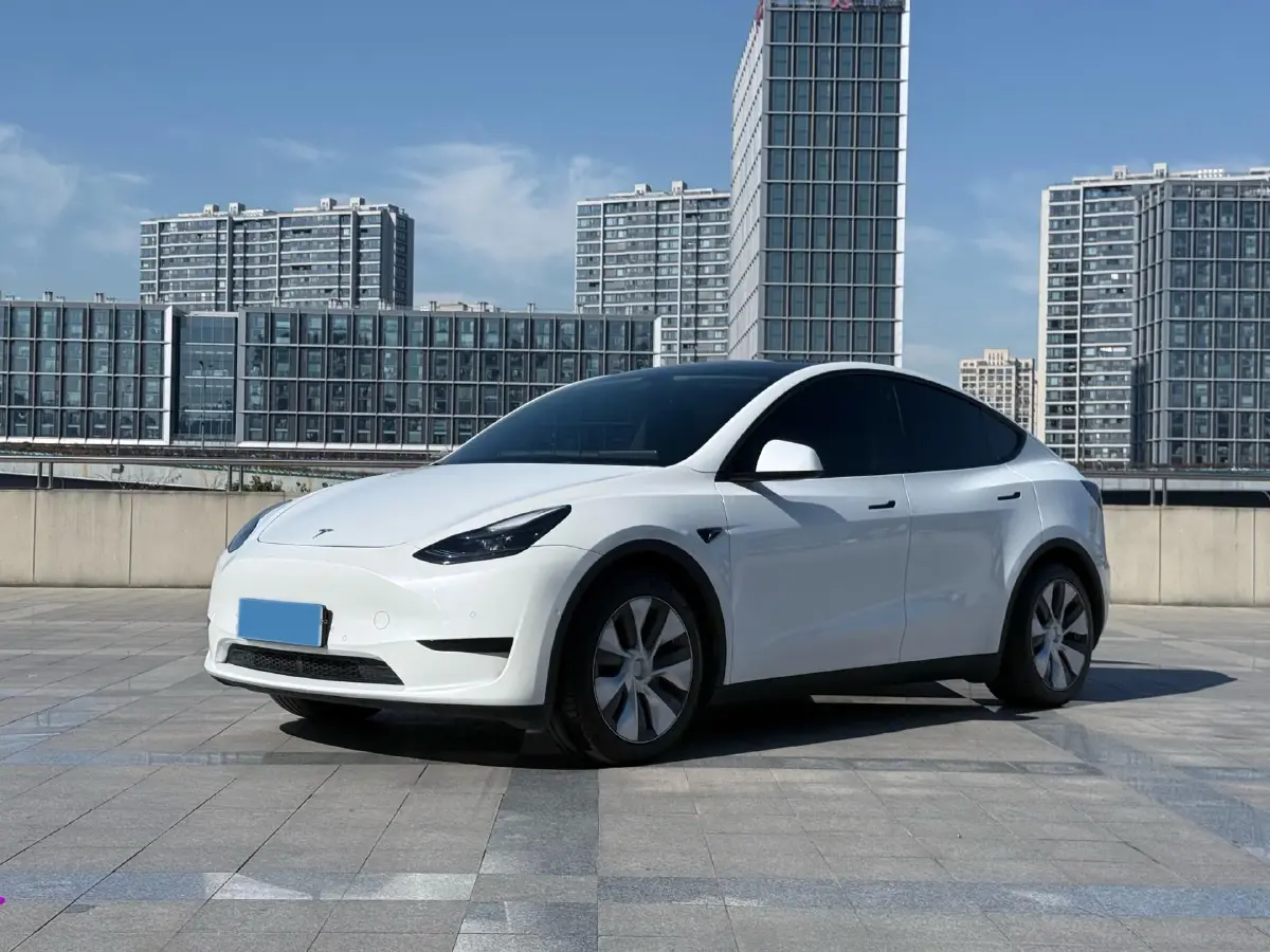 2022 Tesla Model Y BEV 60KWH