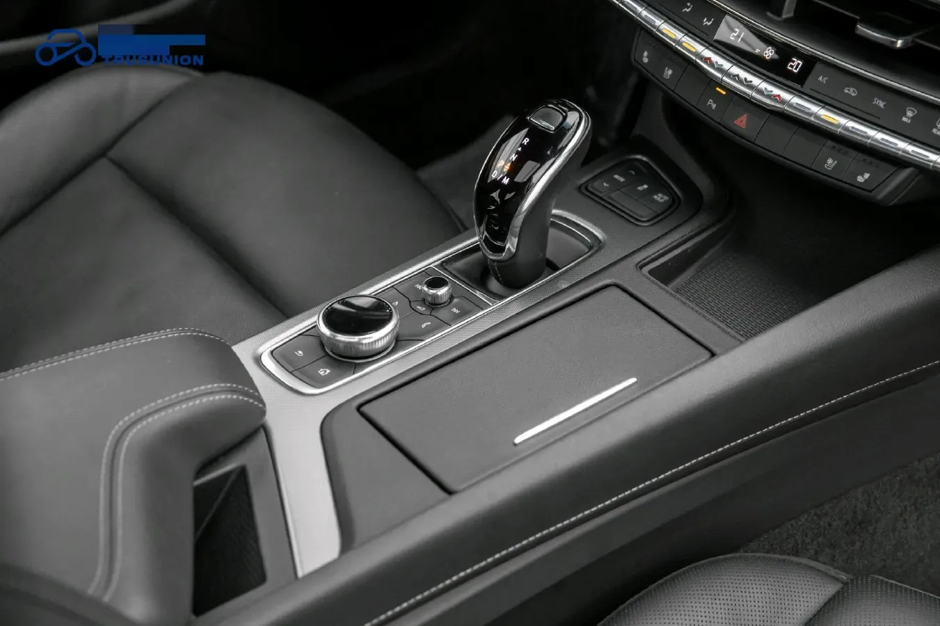 2022 Cadillac CT5 2.0T 237HP L4 10AT,autocango,china used car exporter,china ev exporter,chinese used car exporter,chinese used ev exporter