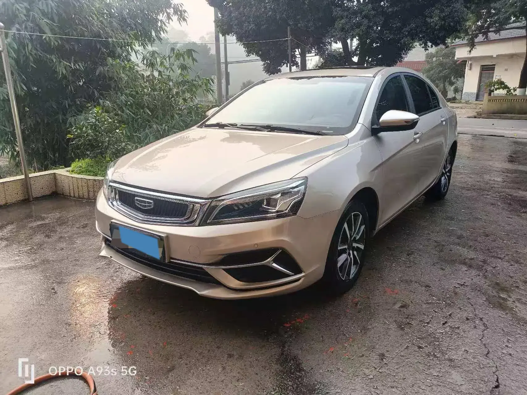 2019 GEELY EMGRAND view 1