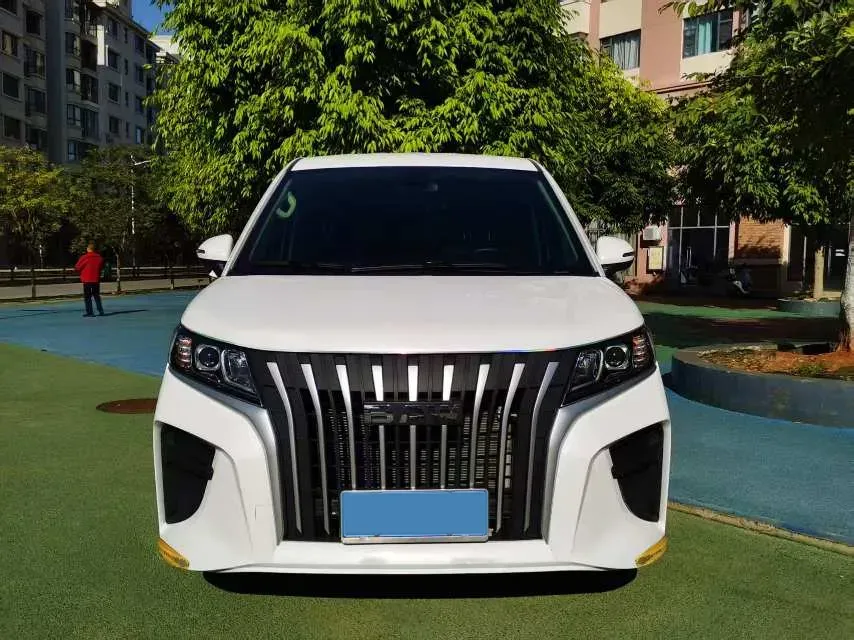 2023 BAW RuiSheng Trump M7 1.6L 124HP L4 5MT,autocango,china used car exporter,china ev exporter,chinese used car exporter,chinese used ev exporter