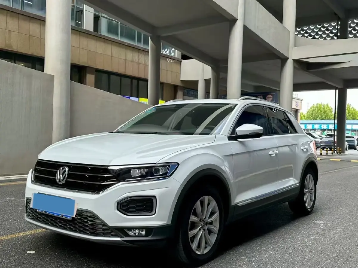 2022 Volkswagen T-Roc 1.4T 150HP L4 7DCT