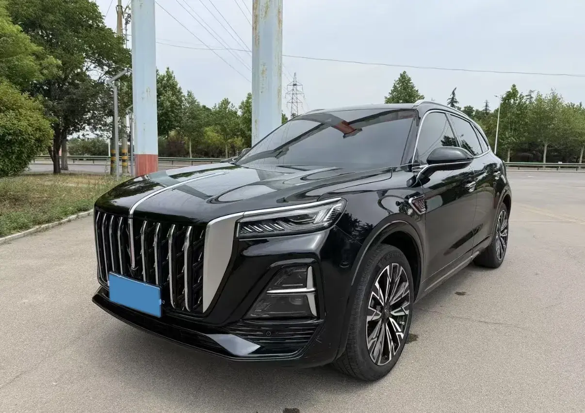 2025 HongQi HS5 2.0T 252HP L4 8AT