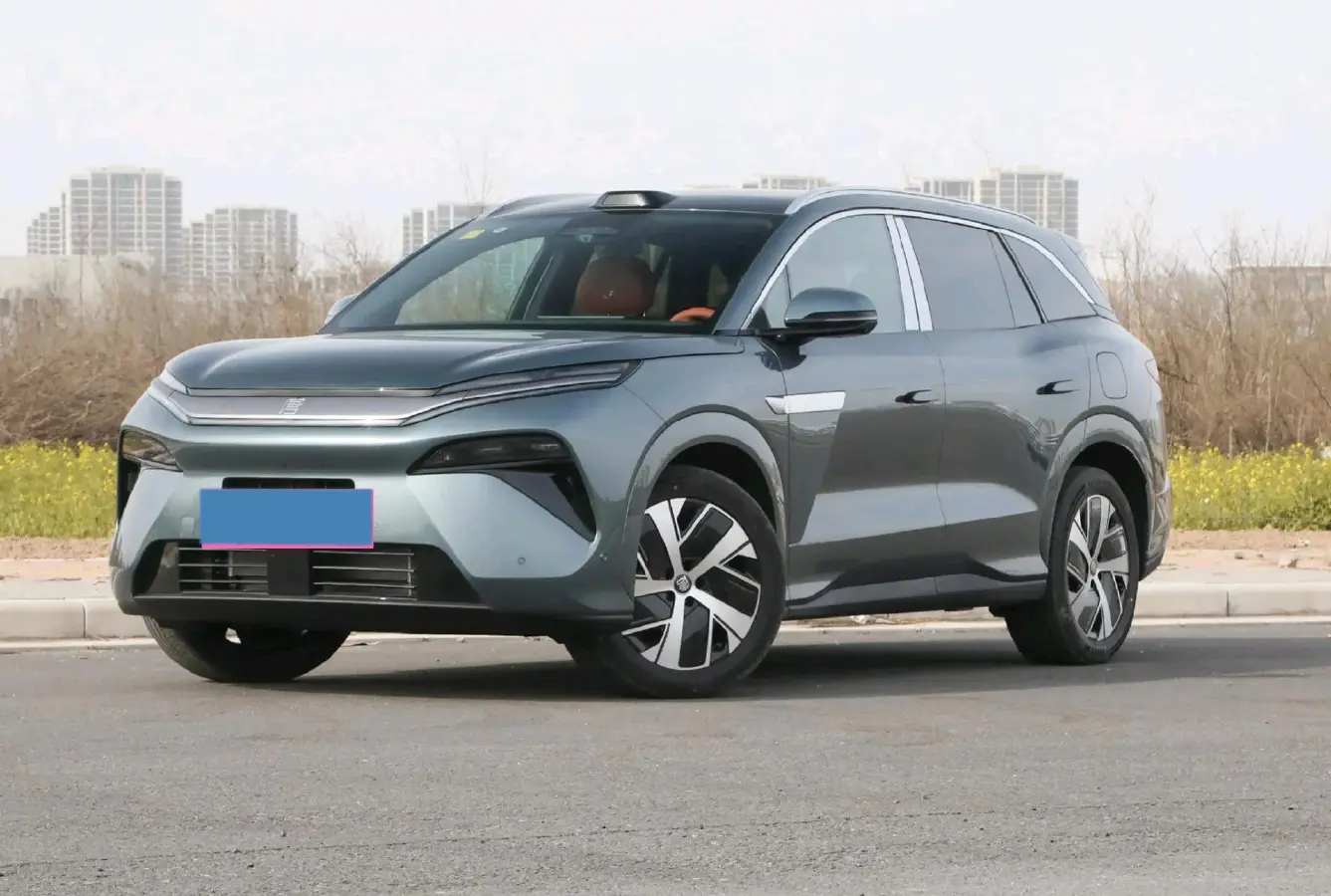 2025 BYD TangL 1.5T 156HP L4 E-CVT PHEV