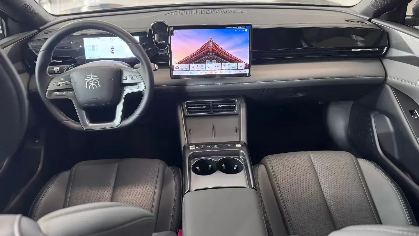 2025 BYD QINL thumbnail 4