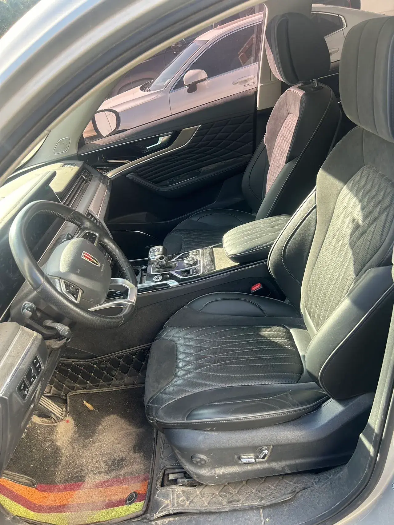 2022 HONGQI HS5 thumbnail 4