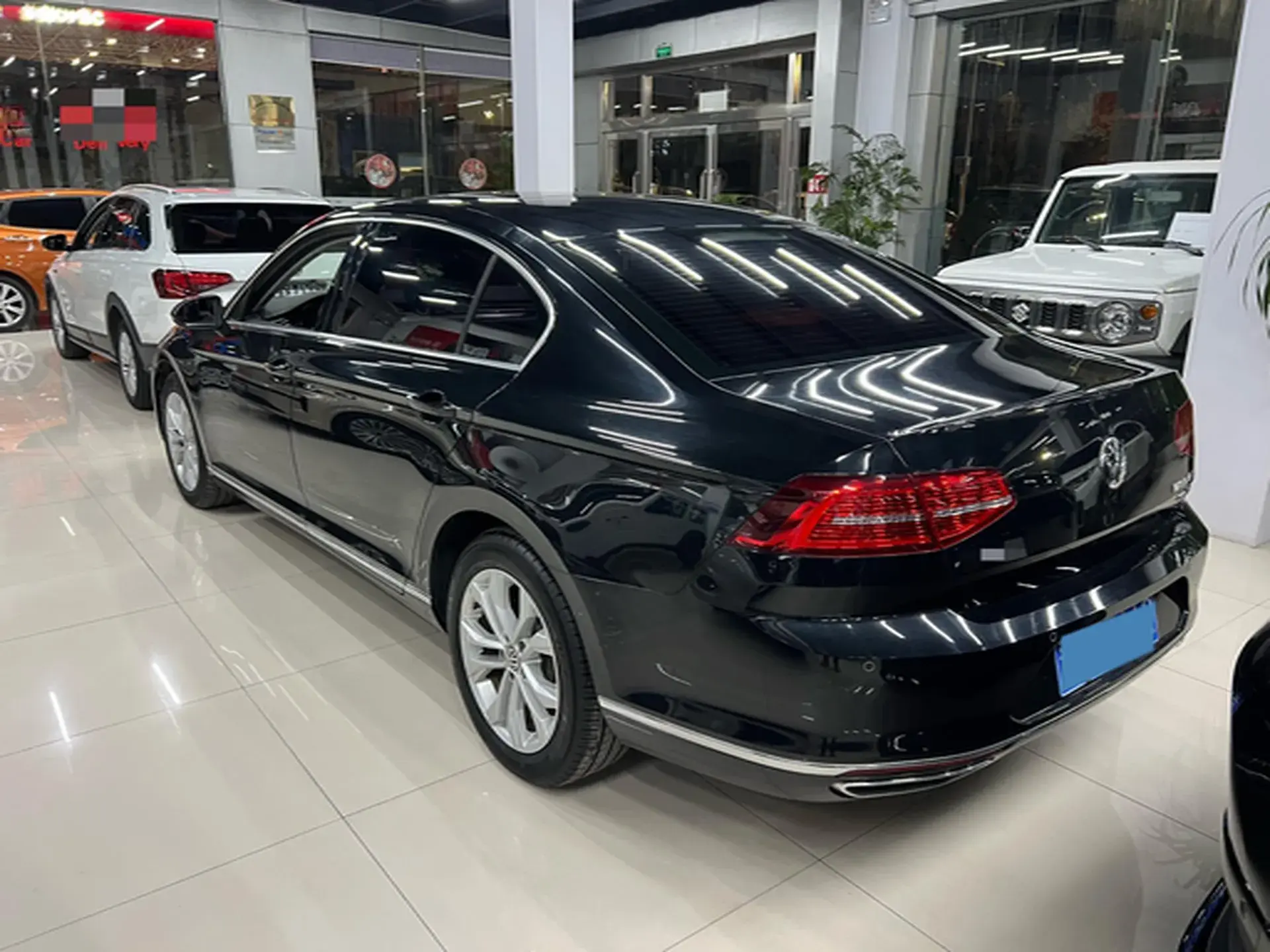 2018 VOLKSWAGEN MAGOTAN thumbnail 2