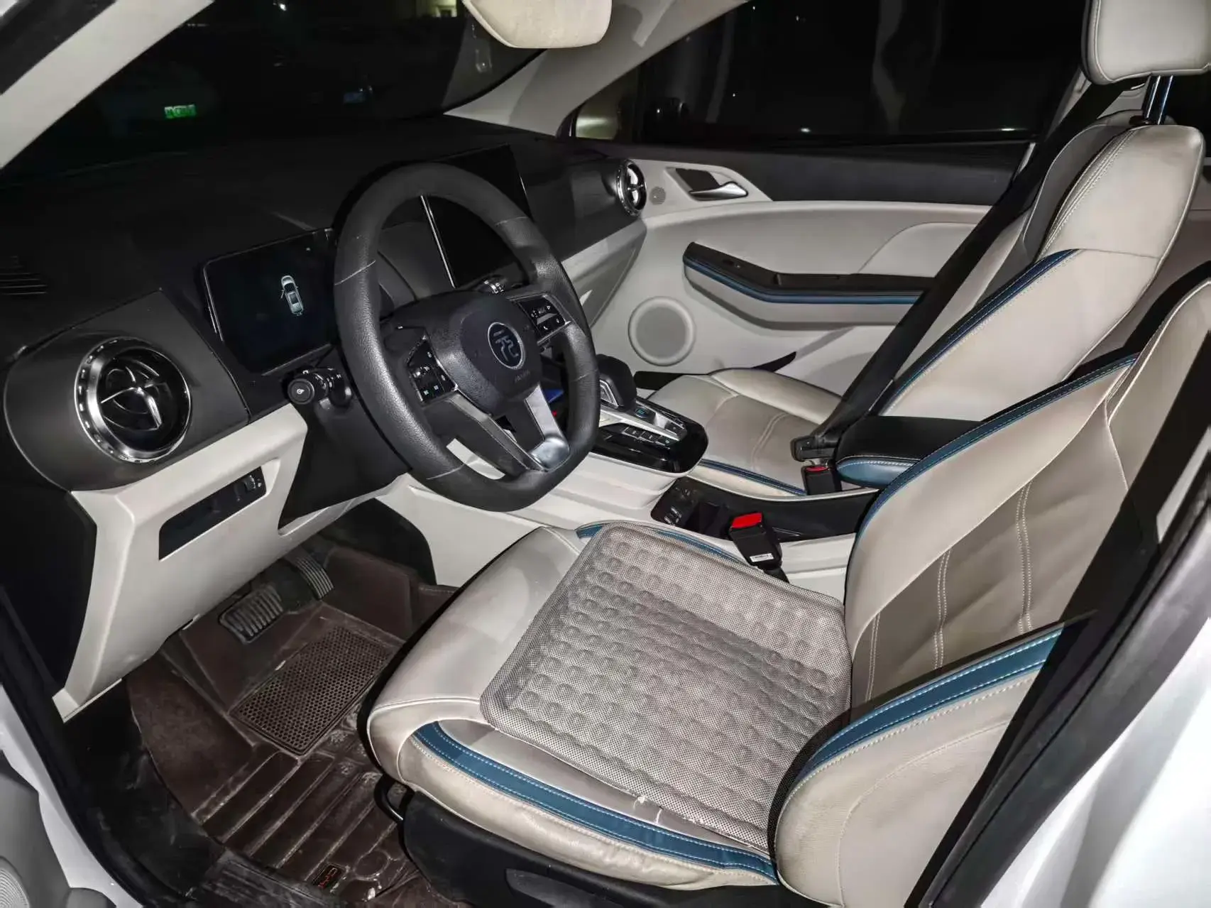 2023 BYD YUAN thumbnail 3