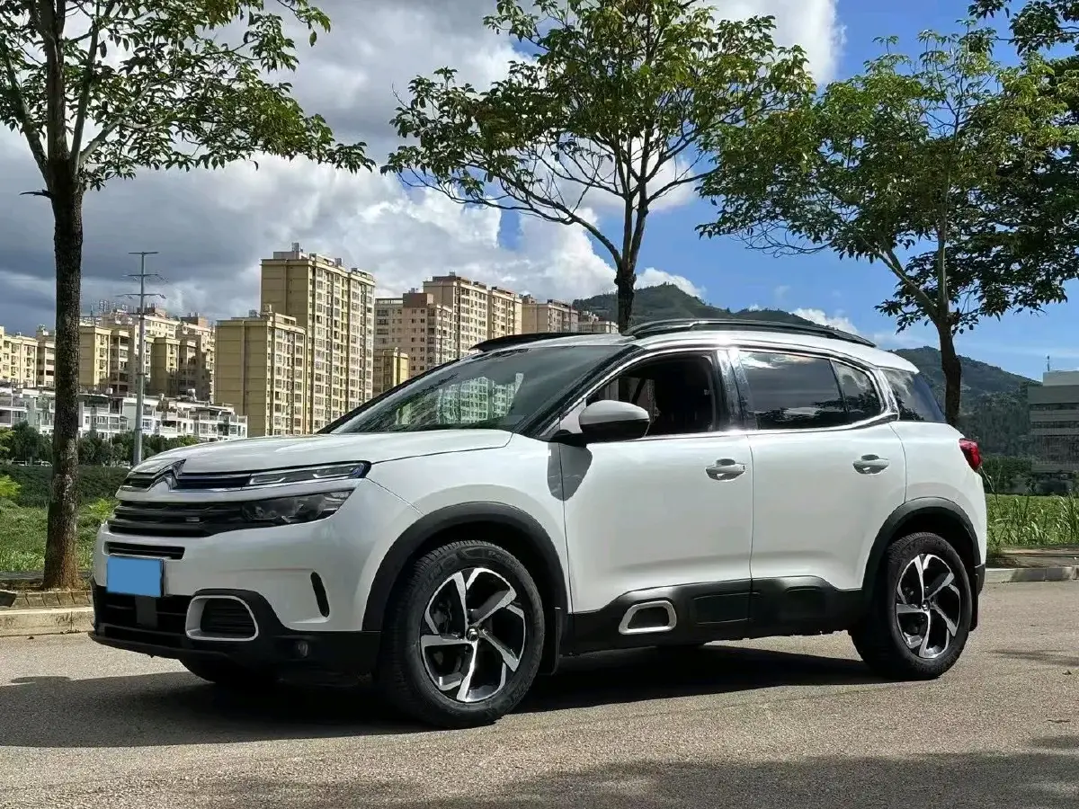 2017 Citroen C5 Aircross 1.6T 167HP L4 6AT