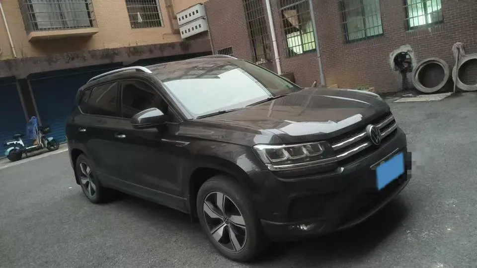 2022 Ford Transit 2.0T 202HP L4 6AT,autocango,china used car exporter,china ev exporter,chinese used car exporter,chinese used ev exporter