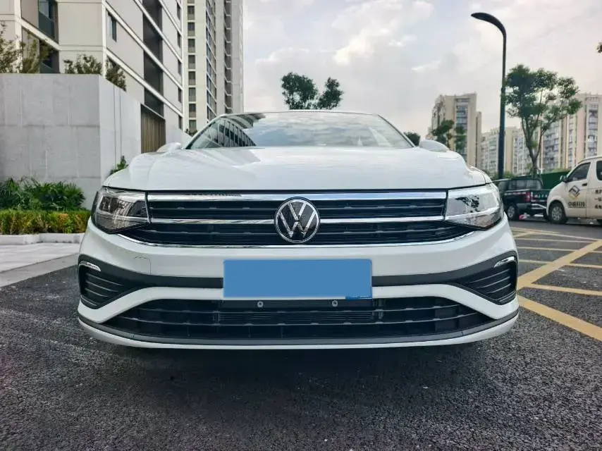 2025 HONDA EΠ thumbnail 2