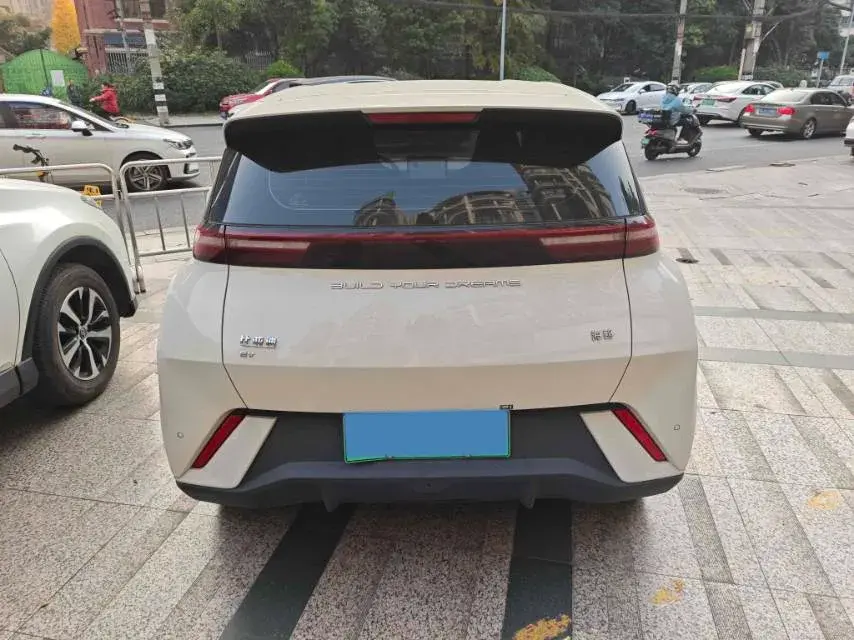 2024 BYD SEAGULL thumbnail 4