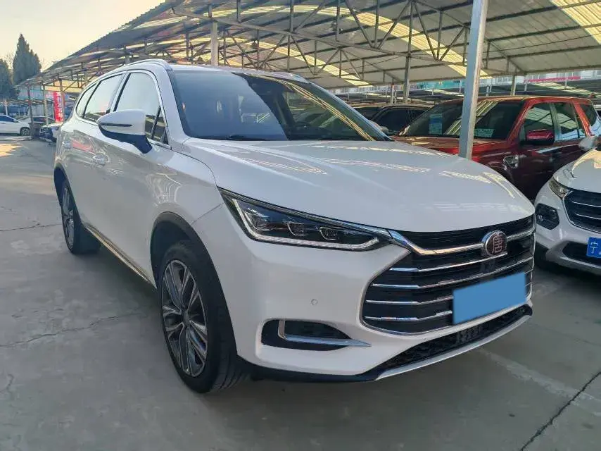 2018 BYD TANG thumbnail 3
