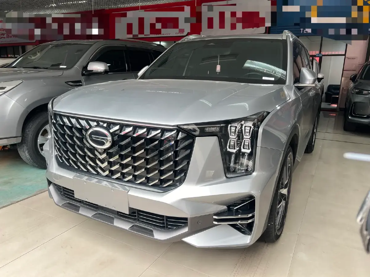 2022 GAC Trumpchi GS8 2.0T 252HP L4 8AT