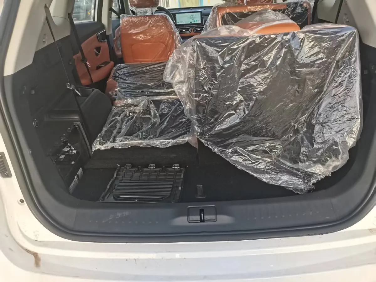 2025 Jetour ShanHai L7 1.5T 156HP L4 2DHT PHEV 19.43KWH,autocango,china used car exporter,china ev exporter,chinese used car exporter,chinese used ev exporter